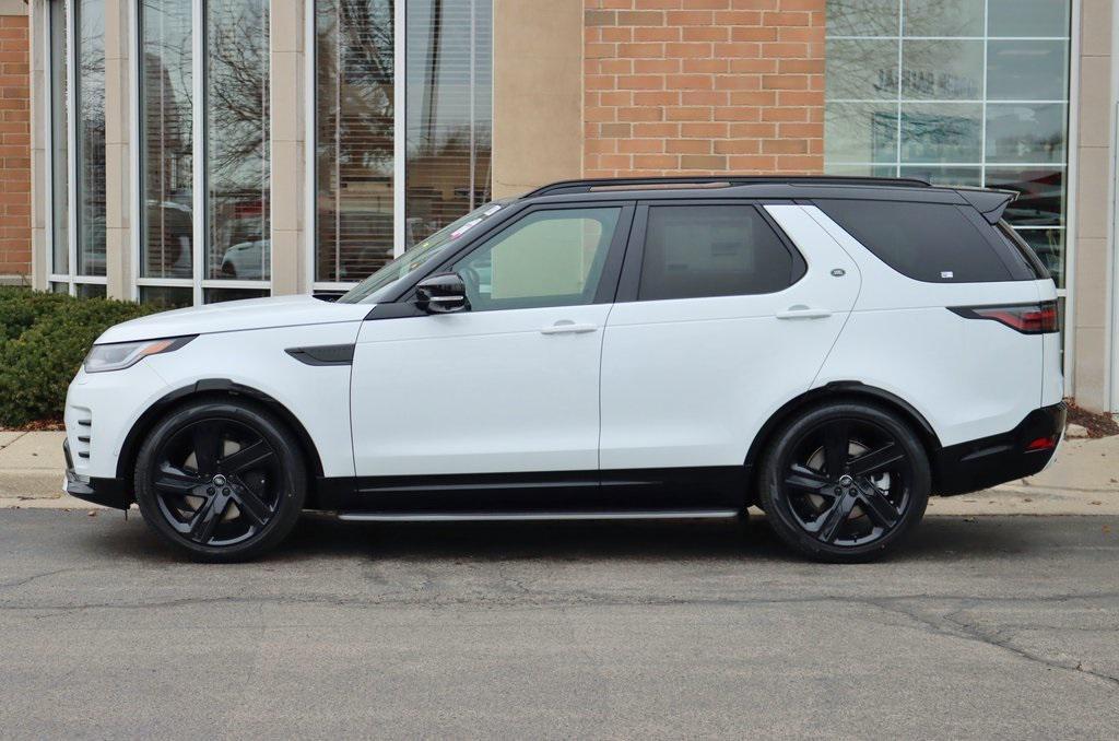 new 2025 Land Rover Discovery car, priced at $77,304