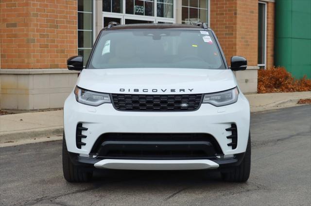 new 2025 Land Rover Discovery car, priced at $80,525