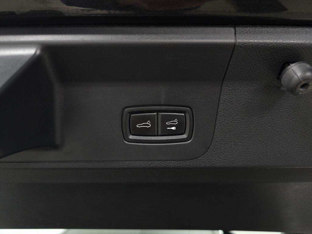 used 2020 Porsche Panamera car, priced at $68,495