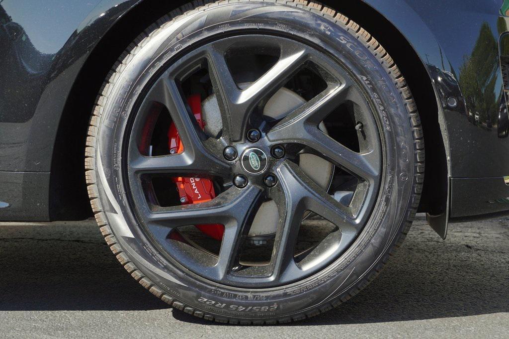 new 2025 Land Rover Range Rover Sport car