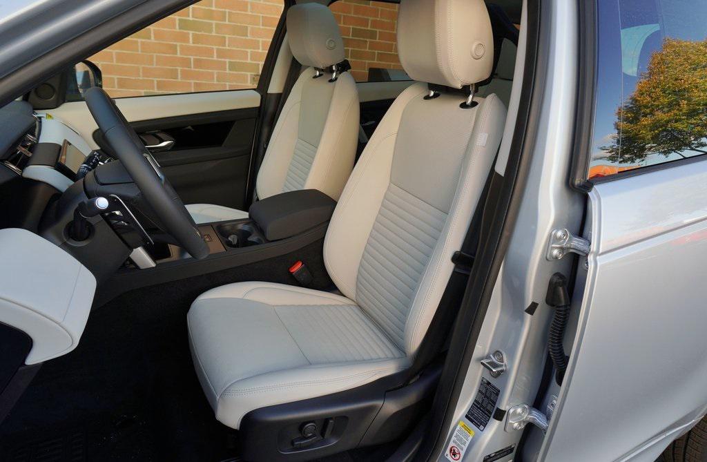 new 2025 Land Rover Discovery Sport car, priced at $49,000