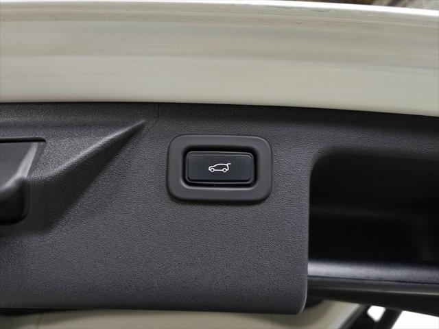 used 2022 Land Rover Discovery Sport car, priced at $30,499