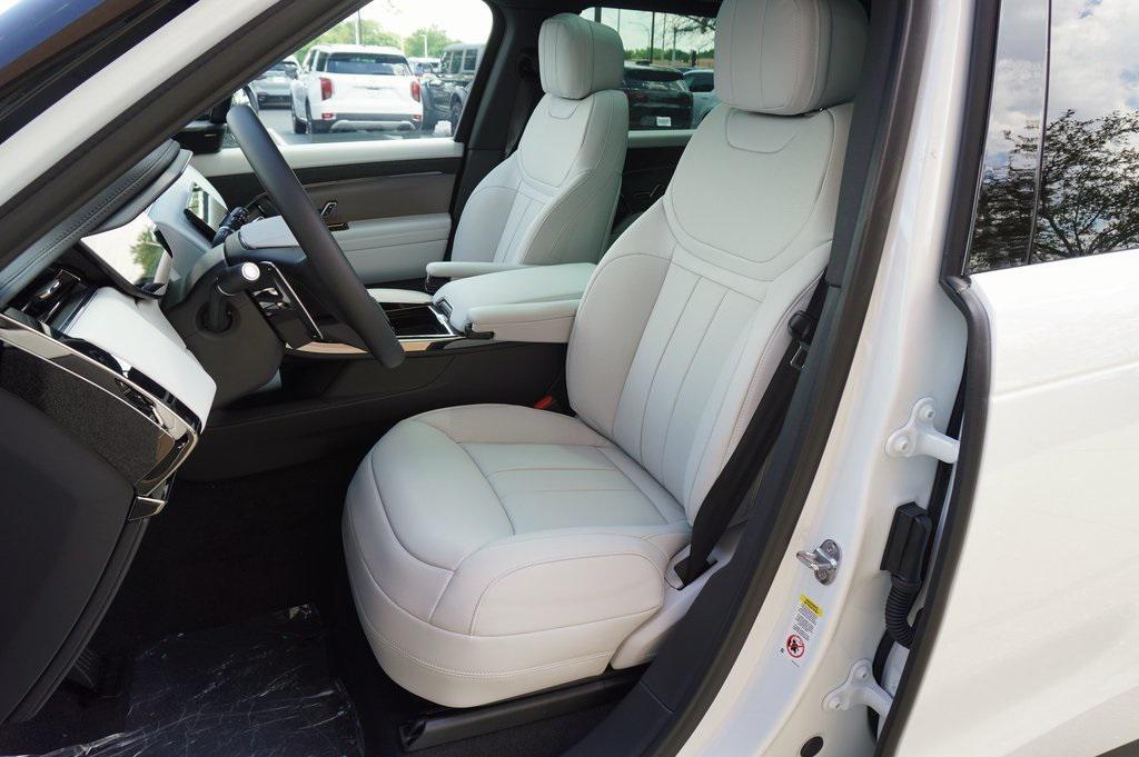 new 2025 Land Rover Range Rover Sport car, priced at $87,190