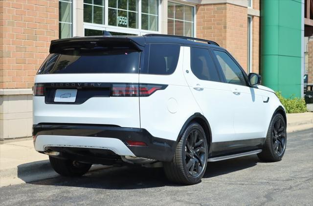 new 2024 Land Rover Discovery car, priced at $70,908