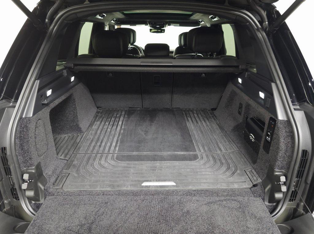 used 2025 Land Rover Range Rover car, priced at $145,990