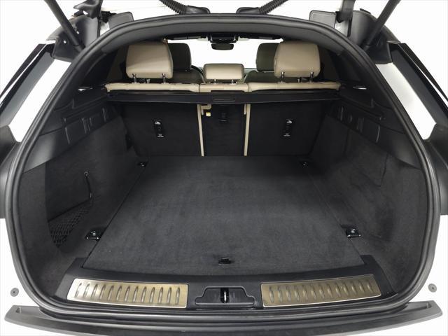 used 2022 Land Rover Range Rover Velar car, priced at $39,890