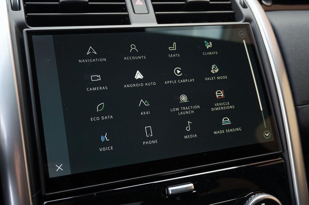 new 2025 Land Rover Discovery car, priced at $65,000