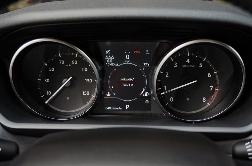 used 2020 Land Rover Discovery car, priced at $23,810