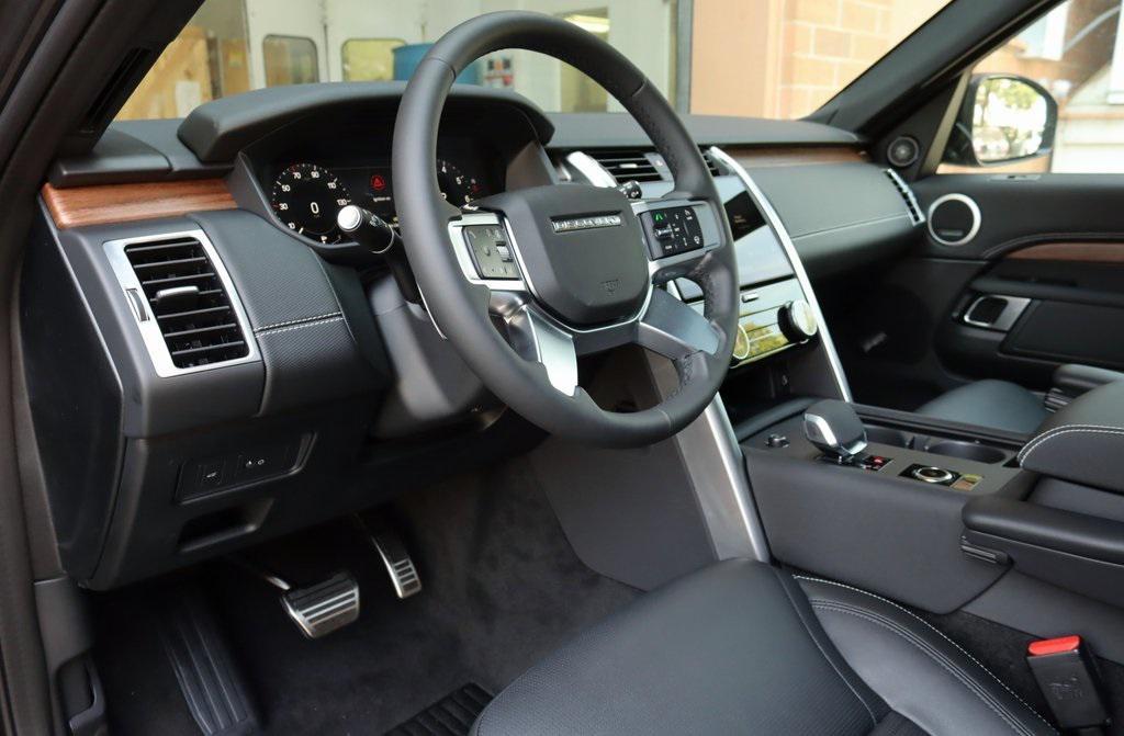 used 2024 Land Rover Discovery car, priced at $60,000