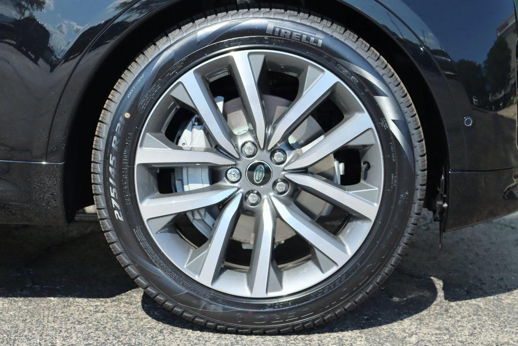 used 2024 Land Rover Discovery car, priced at $56,980