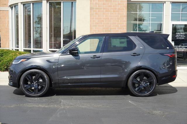 new 2025 Land Rover Discovery car, priced at $72,713