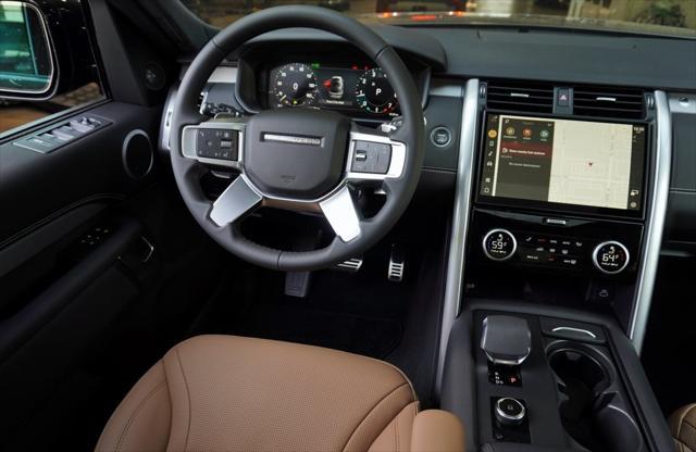 new 2025 Land Rover Discovery car, priced at $72,713
