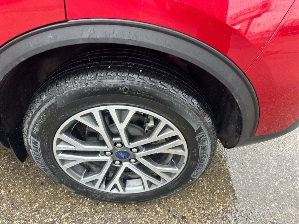 used 2022 Ford Escape car, priced at $20,800
