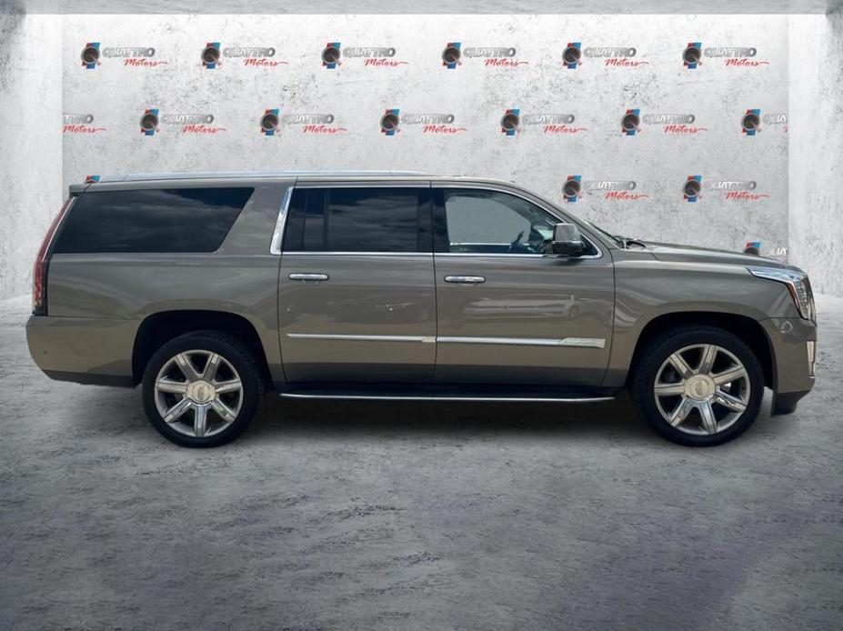 used 2018 Cadillac Escalade ESV car, priced at $31,400