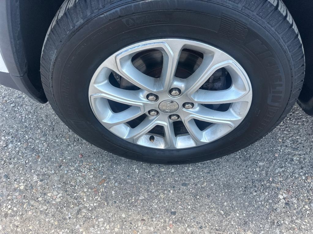 used 2016 Jeep Grand Cherokee car