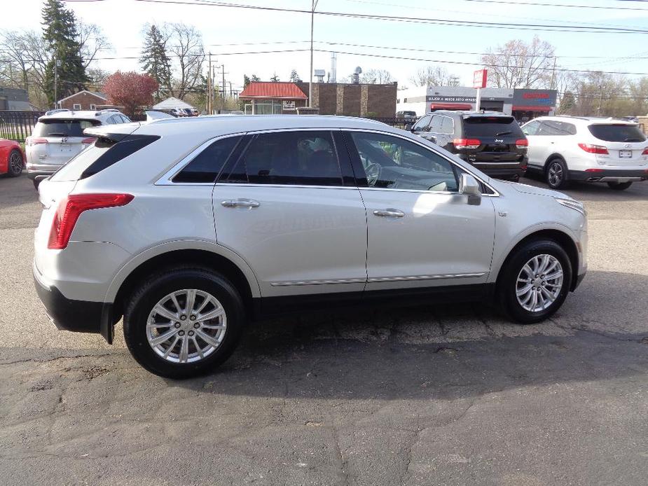 used 2018 Cadillac XT5 car, priced at $17,000