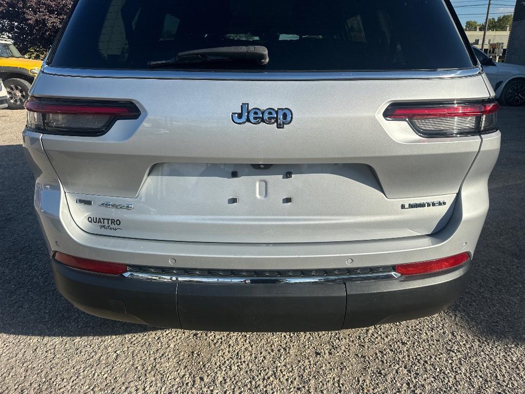 used 2021 Jeep Grand Cherokee L car, priced at $25,000