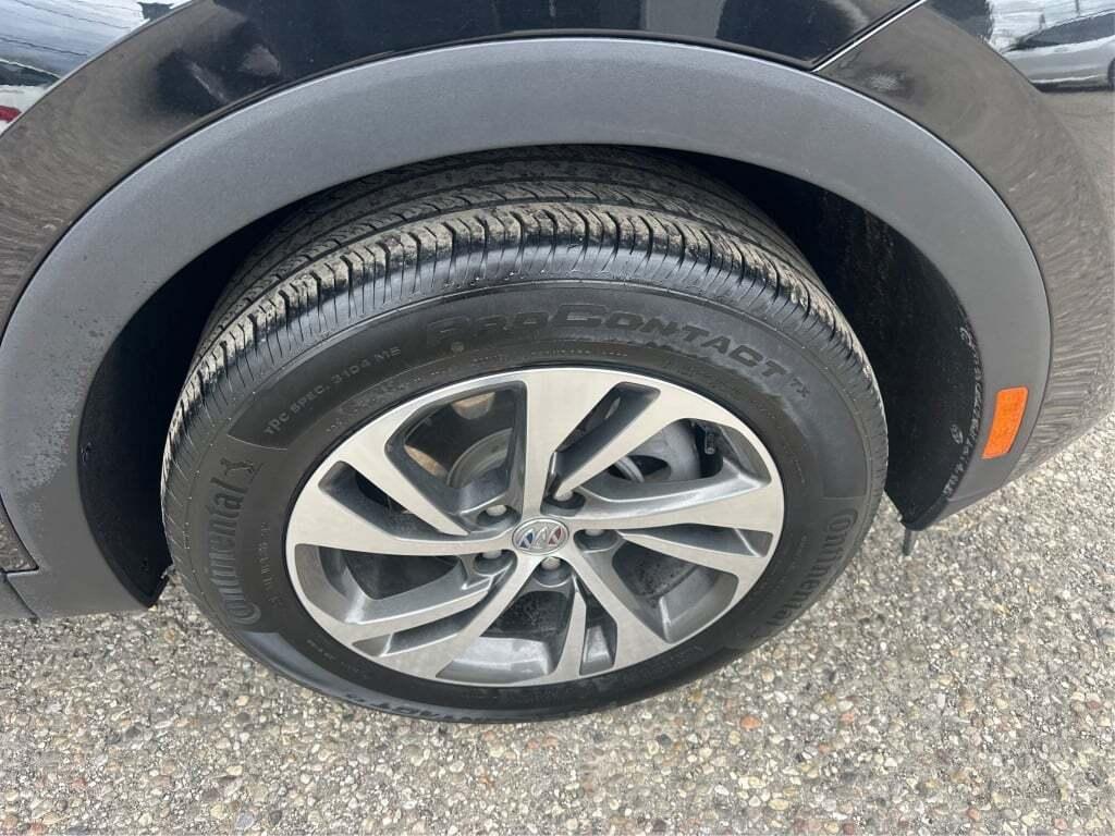 used 2023 Buick Envision car, priced at $24,400