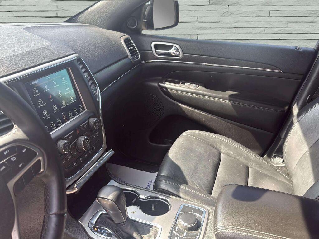 used 2018 Jeep Grand Cherokee car, priced at $17,450