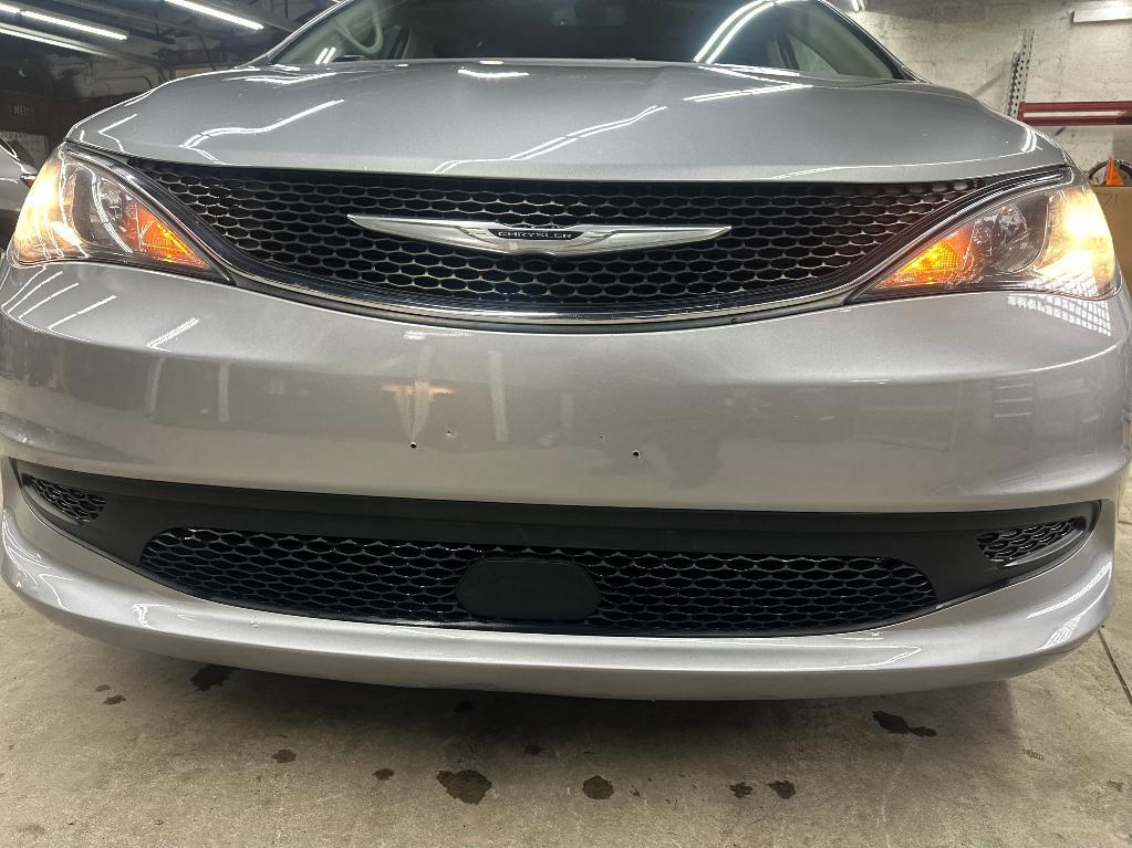 used 2021 Chrysler Voyager car