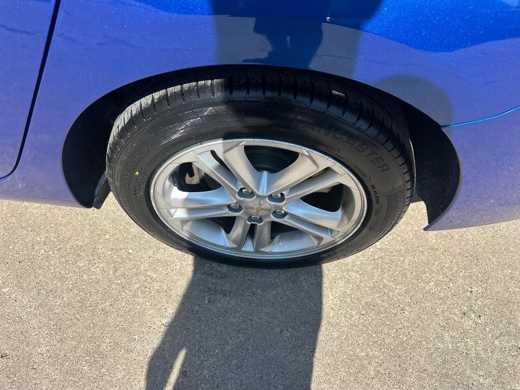used 2017 Chevrolet Cruze car, priced at $8,000