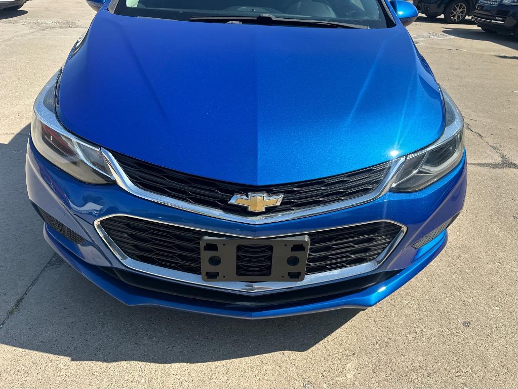 used 2017 Chevrolet Cruze car, priced at $8,000