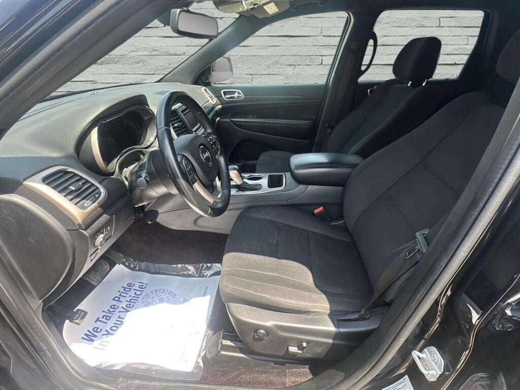 used 2016 Jeep Grand Cherokee car, priced at $12,100