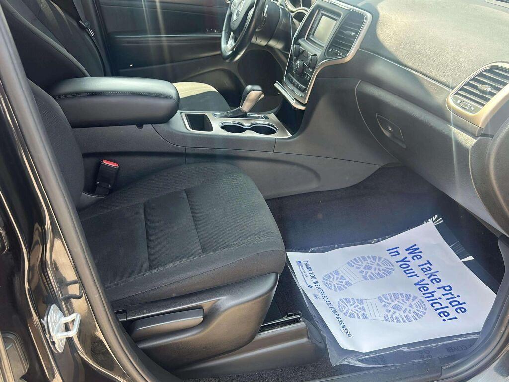 used 2016 Jeep Grand Cherokee car, priced at $12,100