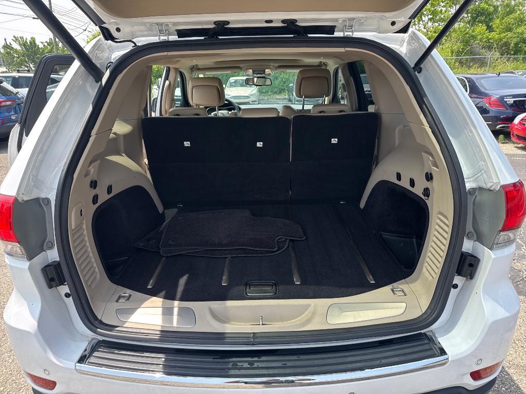 used 2016 Jeep Grand Cherokee car, priced at $13,800