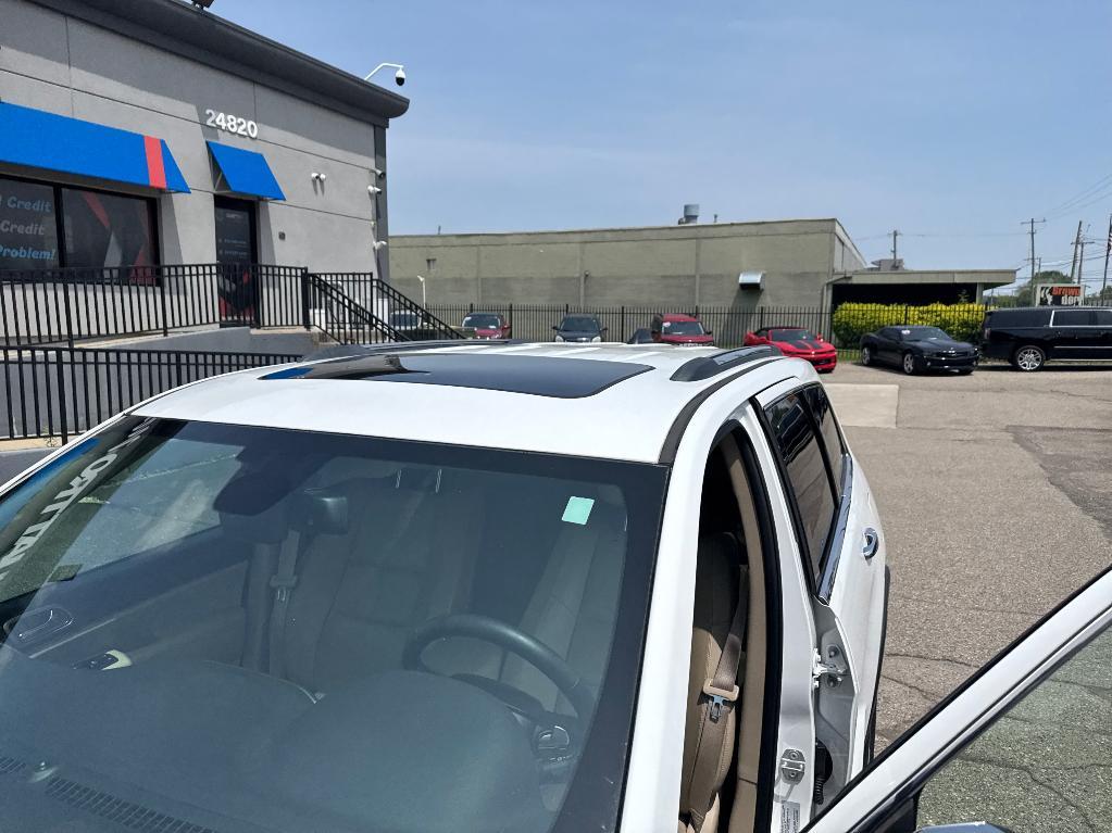 used 2016 Jeep Grand Cherokee car, priced at $13,800