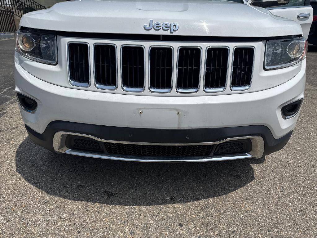 used 2016 Jeep Grand Cherokee car, priced at $13,800
