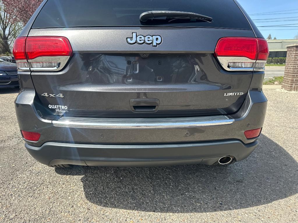 used 2017 Jeep Grand Cherokee car, priced at $14,500