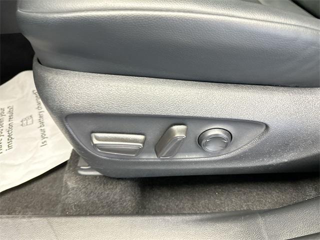 used 2024 Toyota Highlander car, priced at $42,900