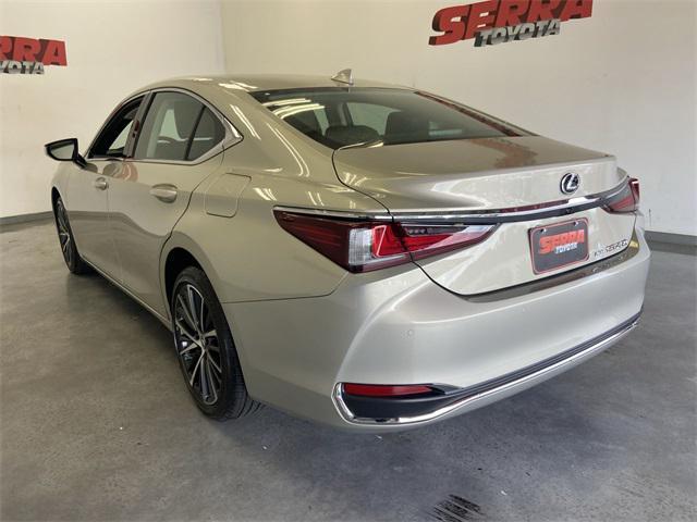 used 2024 Lexus ES 250 car, priced at $37,916