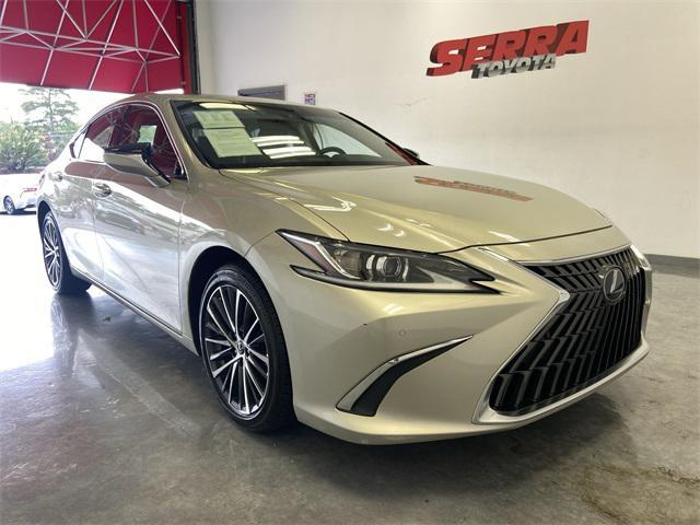 used 2024 Lexus ES 250 car, priced at $37,916