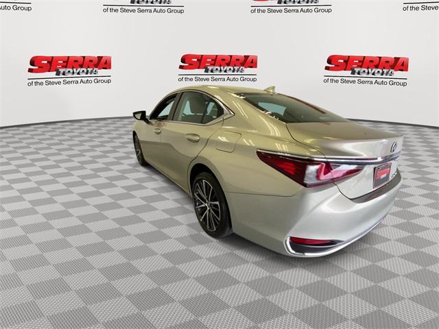 used 2024 Lexus ES 250 car, priced at $37,916