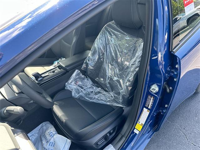 new 2025 Toyota Prius car, priced at $36,580