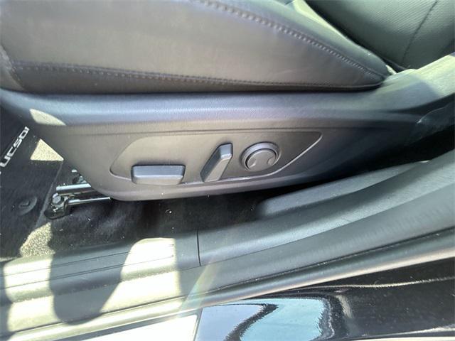 used 2024 Hyundai TUCSON Hybrid car, priced at $29,900