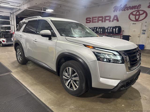 used 2025 Nissan Pathfinder car, priced at $38,300