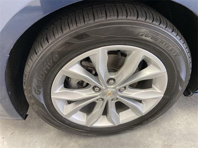 used 2022 Chevrolet Malibu car, priced at $18,900