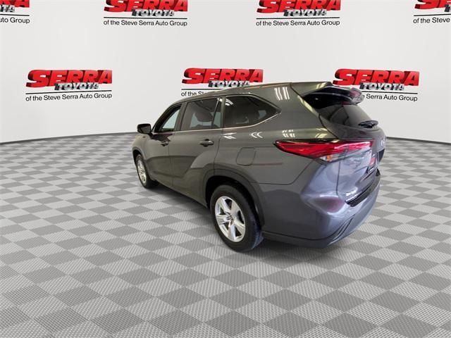 used 2023 Toyota Highlander Hybrid car, priced at $35,900