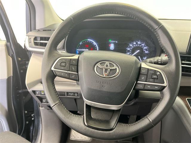 used 2022 Toyota Sienna car, priced at $39,200