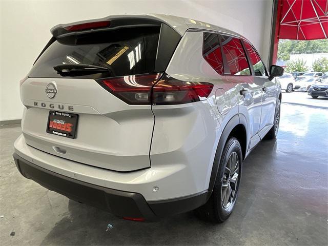 used 2024 Nissan Rogue car, priced at $21,900