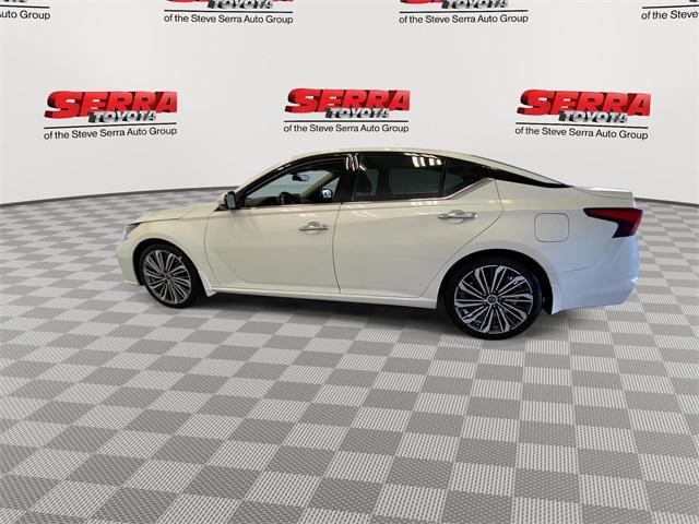 used 2023 Nissan Altima car, priced at $21,700