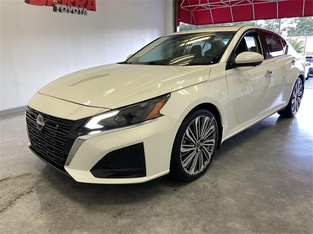 used 2023 Nissan Altima car, priced at $21,700