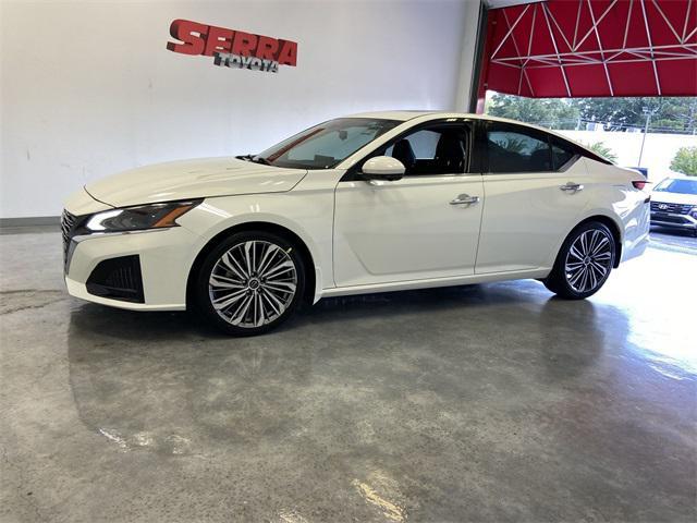 used 2023 Nissan Altima car, priced at $21,700