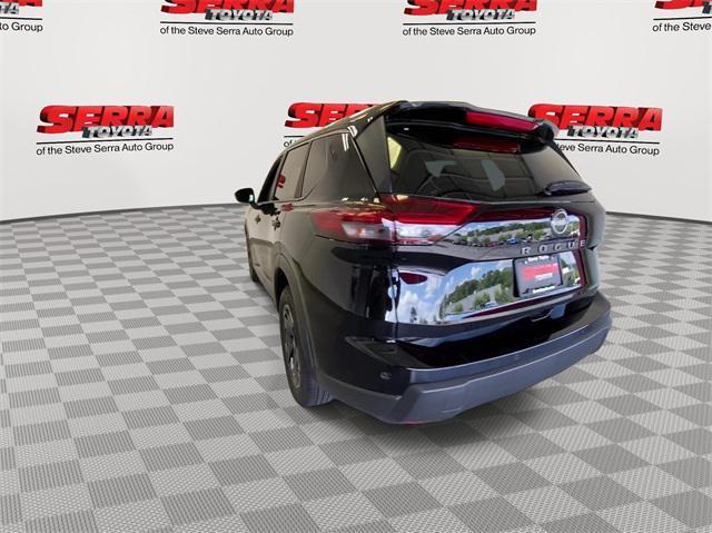 used 2025 Nissan Rogue car, priced at $27,800