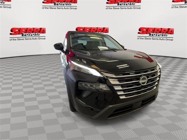 used 2025 Nissan Rogue car, priced at $27,800
