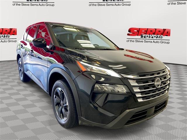 used 2025 Nissan Rogue car, priced at $27,800