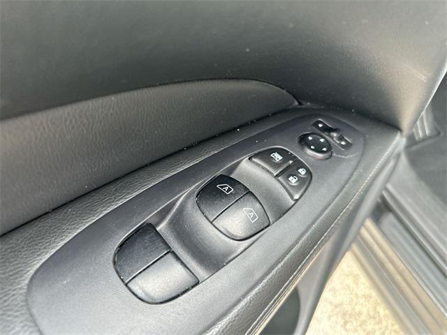 used 2019 Nissan Pathfinder car, priced at $13,400